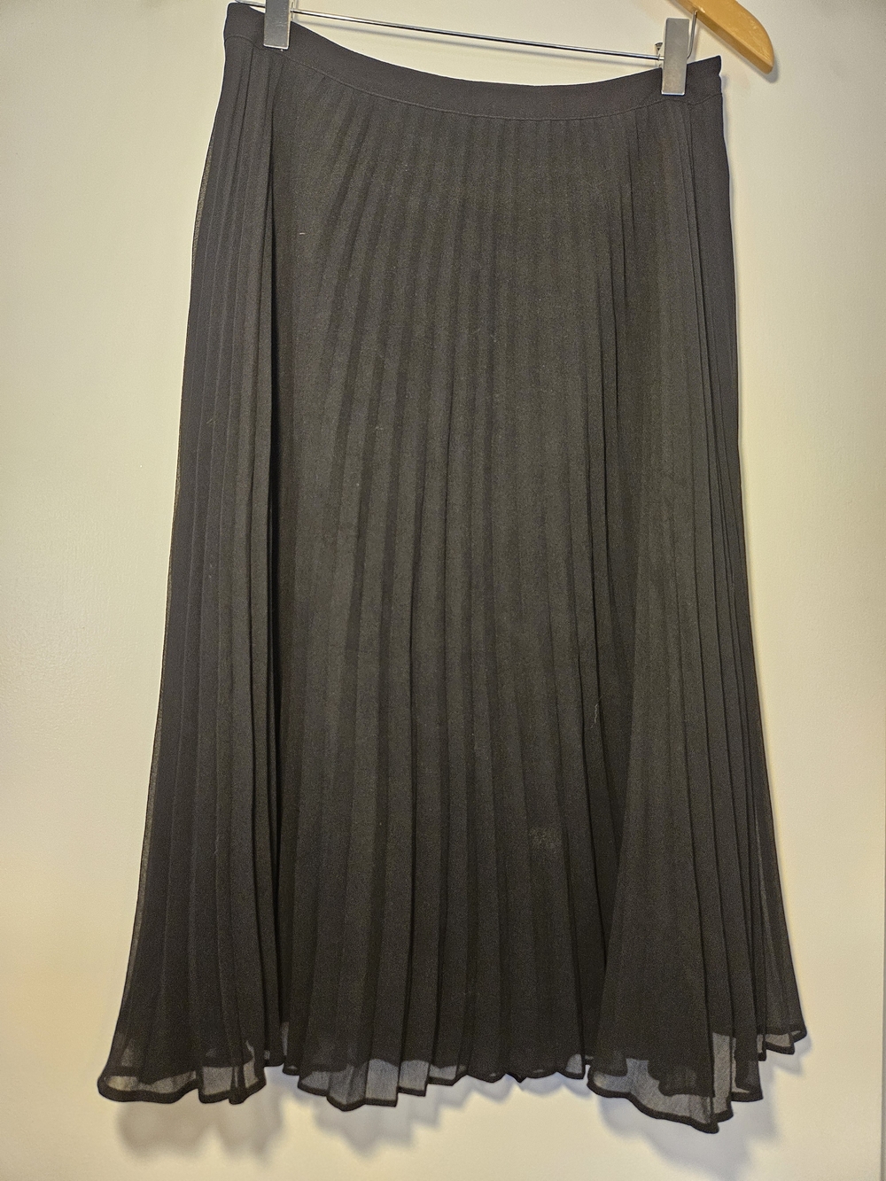 Halogen Black Pleated Midi Skirt